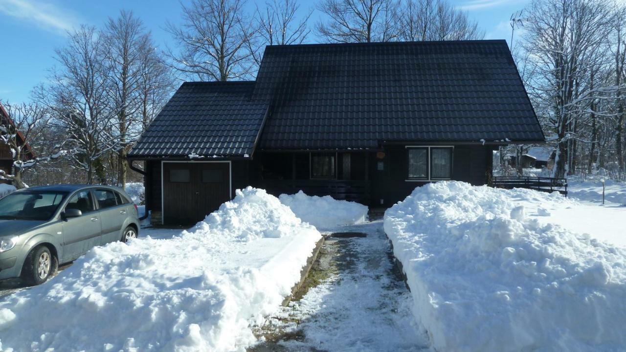 Estavela Holiday Home Jezerce Buitenkant foto