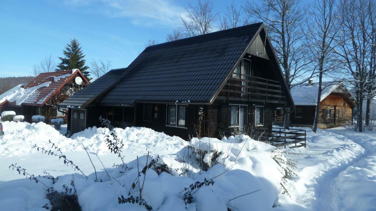 Estavela Holiday Home Jezerce Buitenkant foto