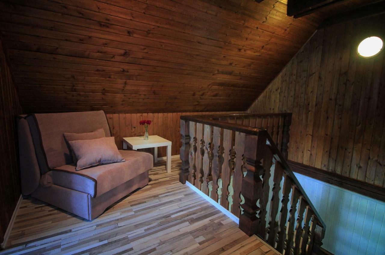 Estavela Holiday Home Jezerce Buitenkant foto